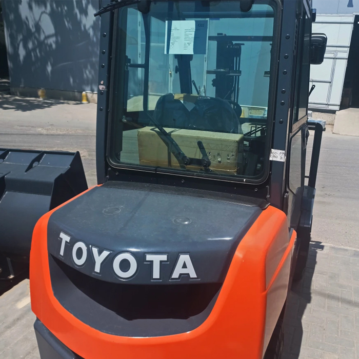 stivuitor-toyota-62-8fd30-2
