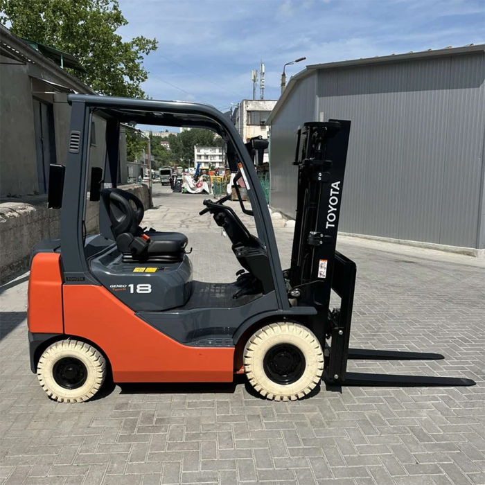 toyota-42-8fdl18-2