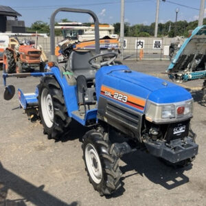 Японский трактор Iseki TF223F
